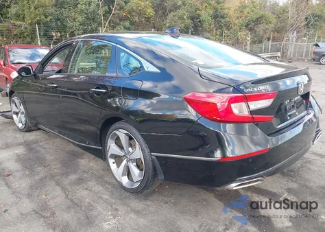 2019 Honda Accord Touring 2.0T z USA, uszkodzony, nr VIN 1HGCV2F99KA034808